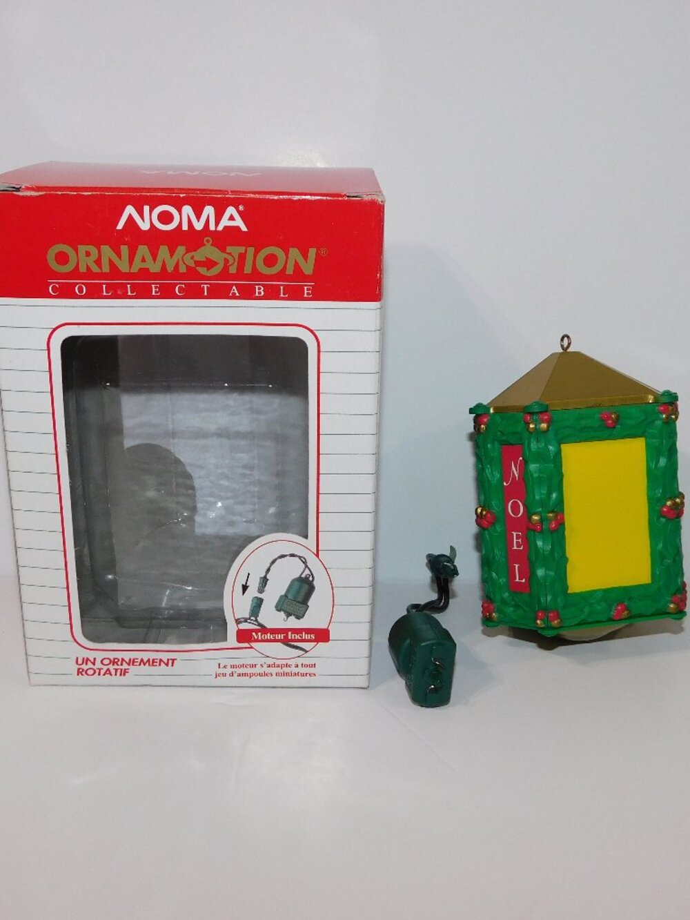 VTG 1989 Noma Ornamotion rotating Christmas Tree ornament 3 Picture Holder NOEL